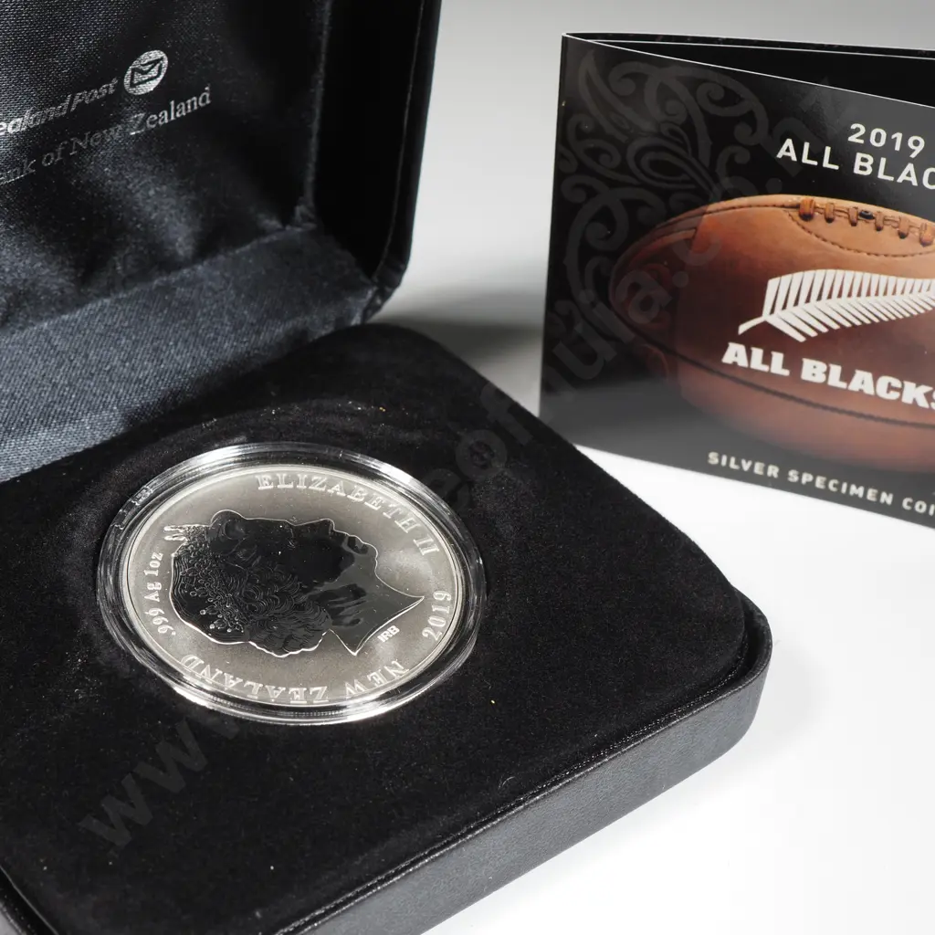 2019 All Blacks One Ounce Silver Specimen Coin  Image 1++