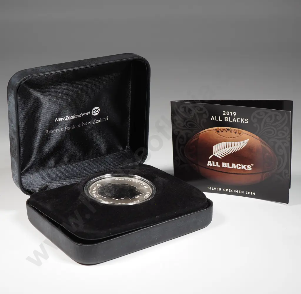 2019 All Blacks One Ounce Silver Specimen Coin  Image 1++