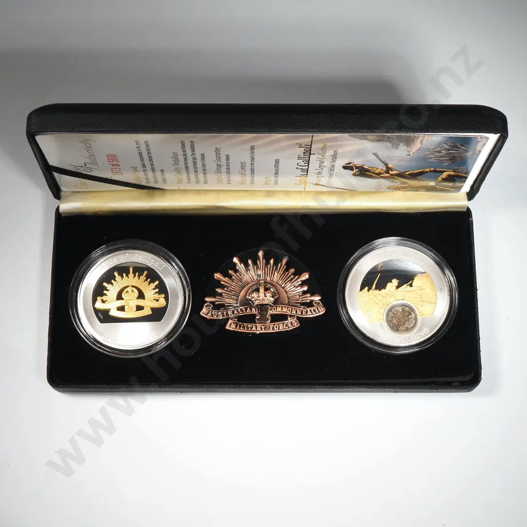 Cased set of Two "Sands of Gallipoli" Proof Silver / gold Plated Medallions  Image 1++