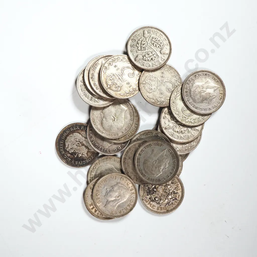 Assorted Threepences - Mainly English Silver 31 Grams  Image 1++