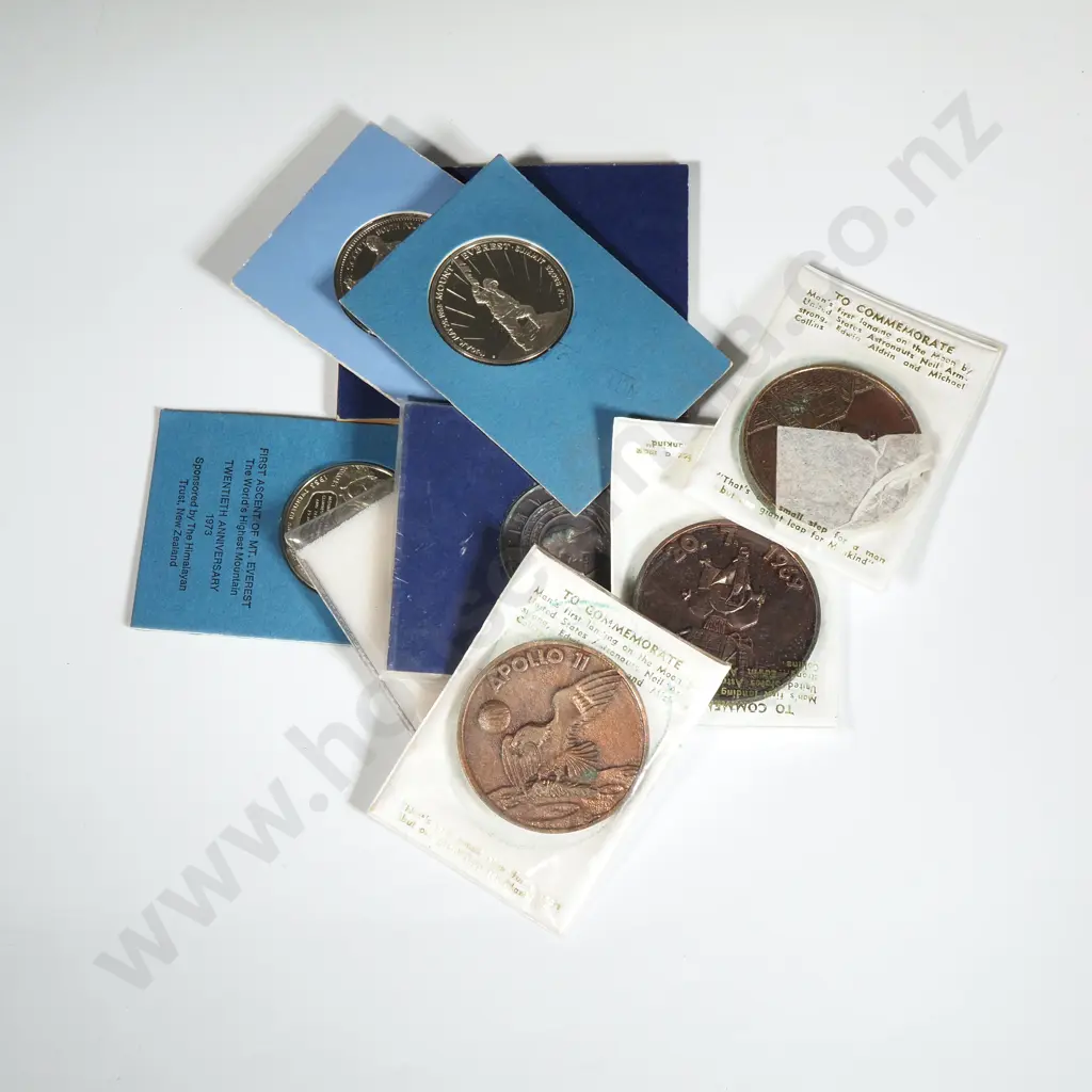 Assorted New Zealand Commemoratives in Card	 Image 1++