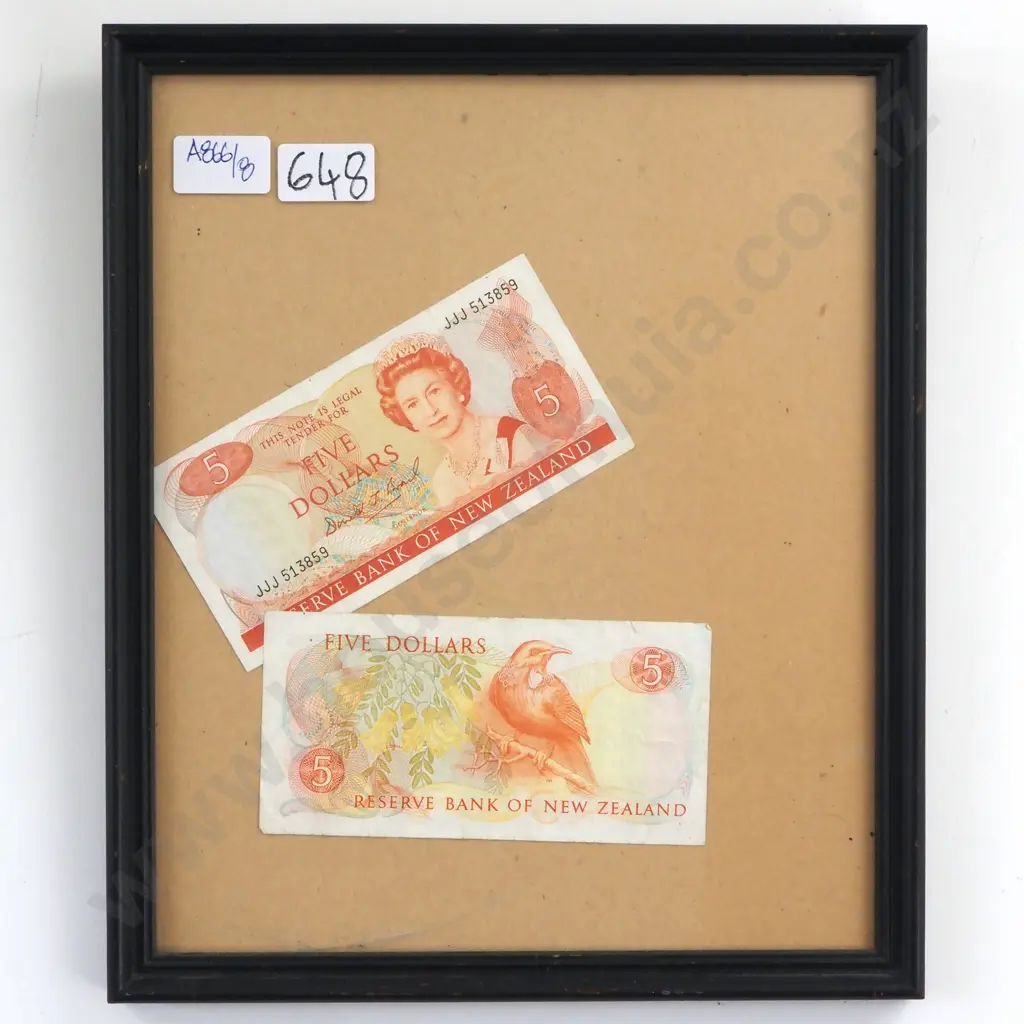 Framed New Zealand Banknotes  Image 1++