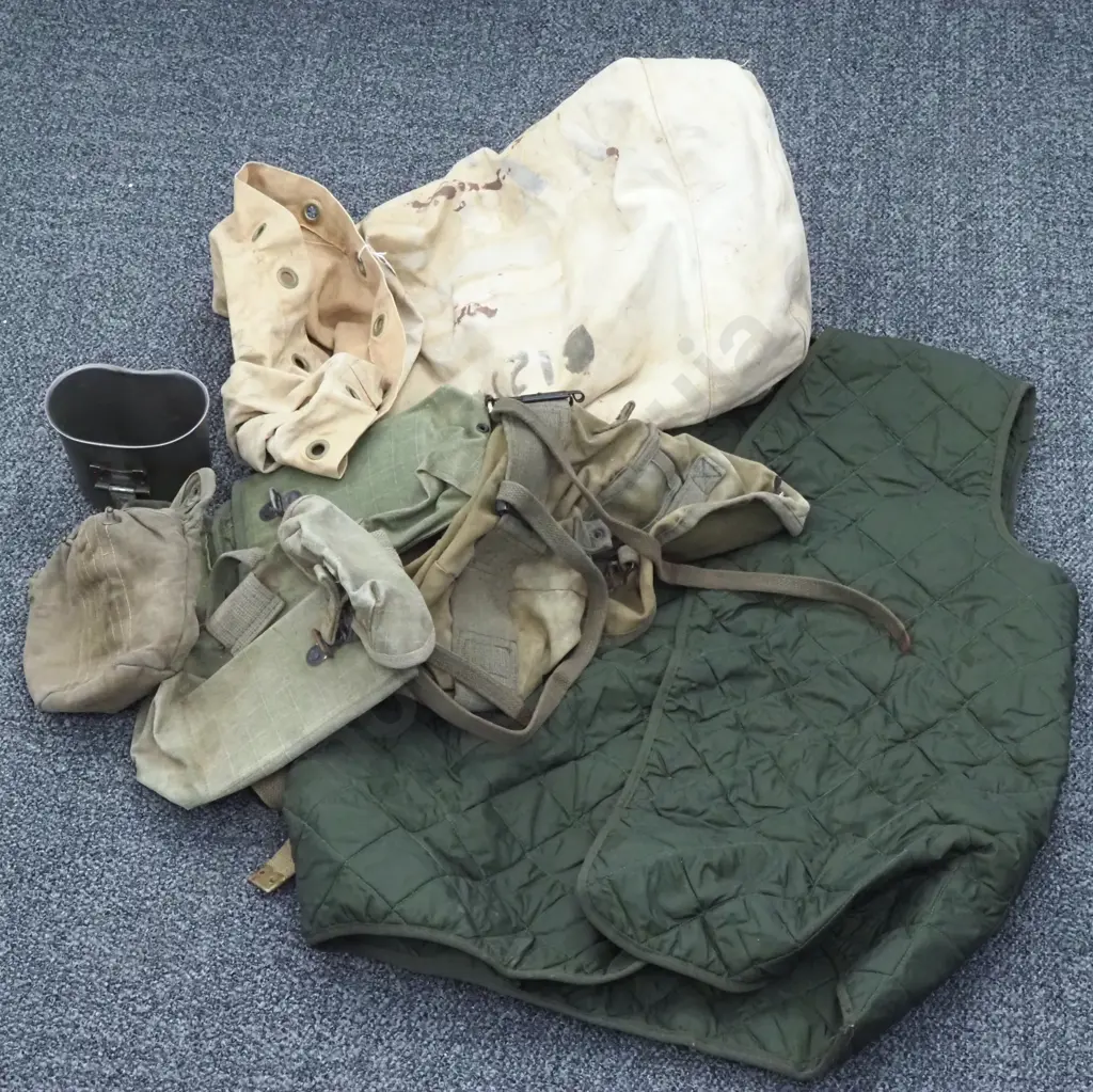 Kit bag of webbing etc. Image 1++