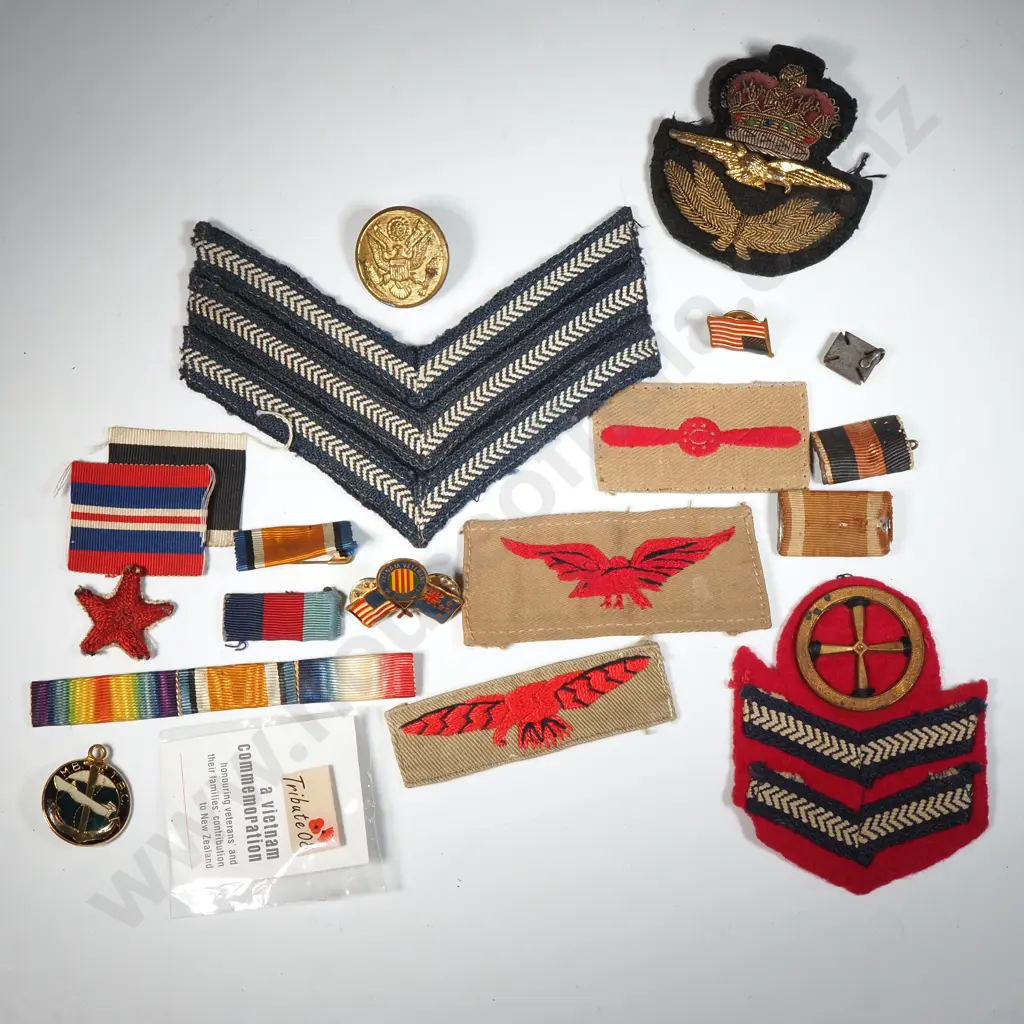 Bag of assorted badges and ribbons Image 1++