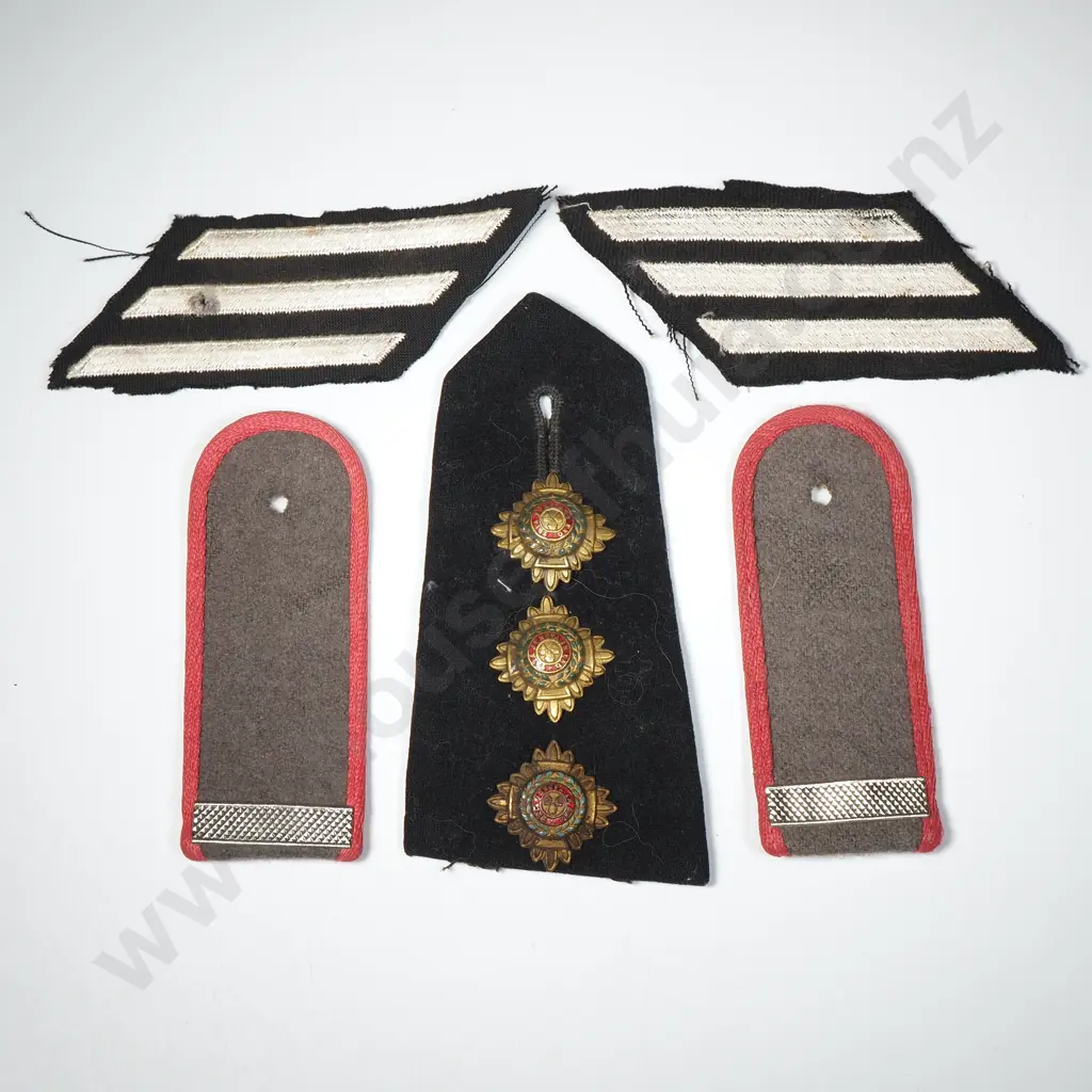 Assorted Military Shoulder Boards & Rank Cloths Image 1++