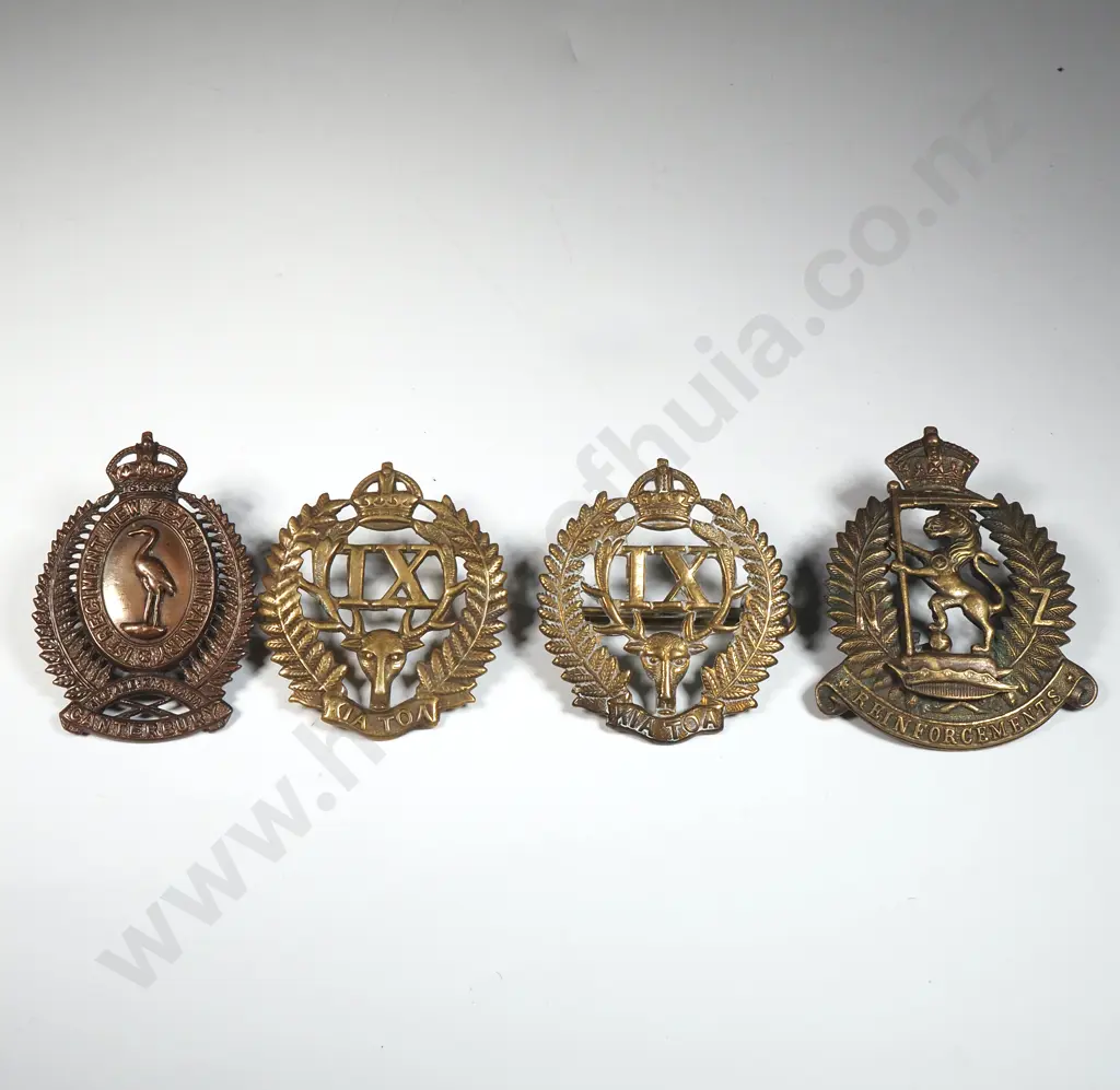 Assorted WW1 New Zealand Badges Image 1++