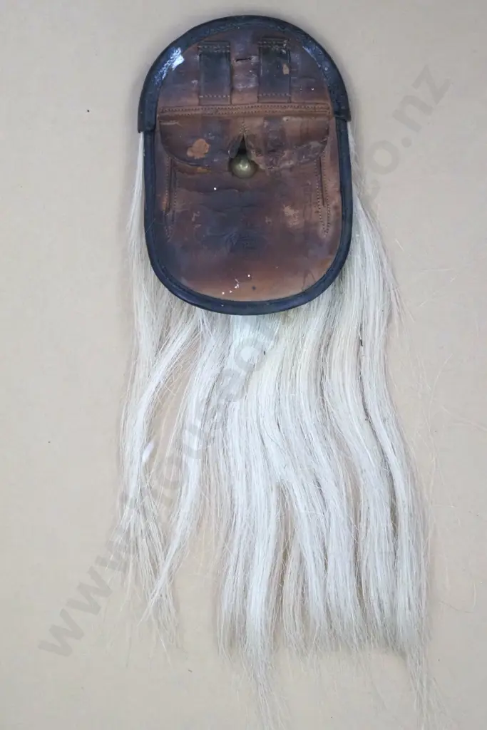 1939 Dated Sporran in Worn Condition  Image 1++