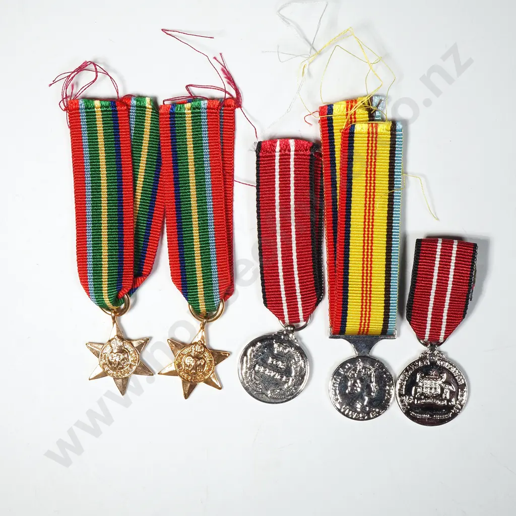 Assorted Lot of Replica Military Medal Miniatures  Image 1++