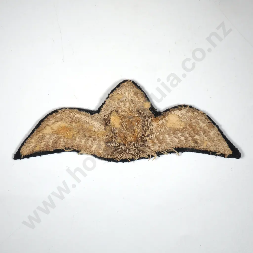 WWII RAF Cloth Pilot Wings. Image 1++