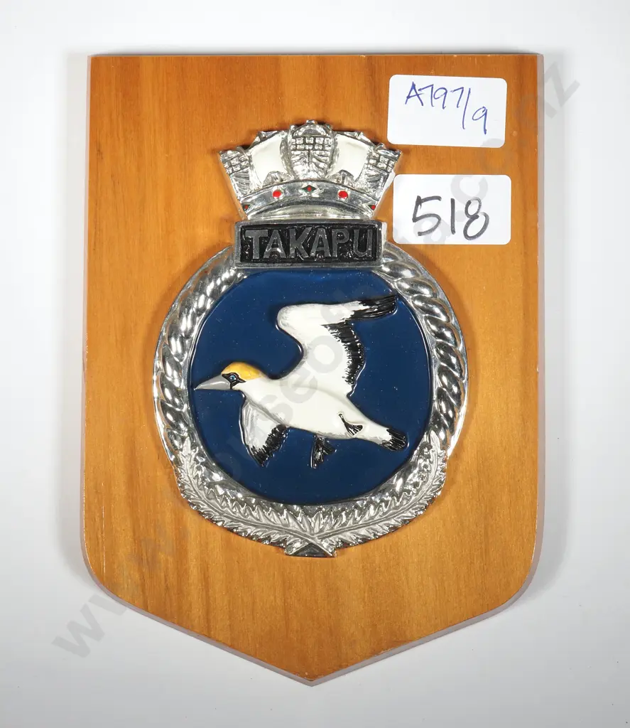 HMNZS Takapu Wall Hanging Plaque  Image 1++
