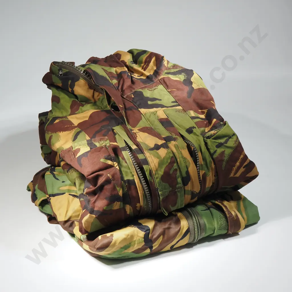 Military Parker & Inner w Hood  Image 1++