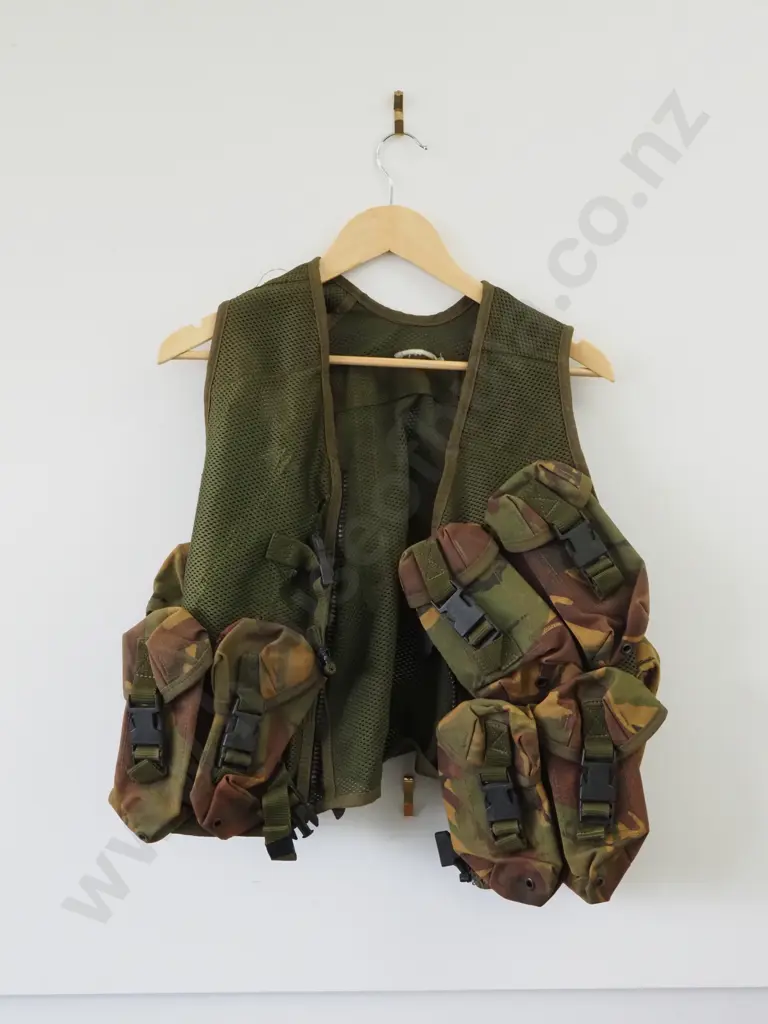 Military Tactical Vest  Image 1++