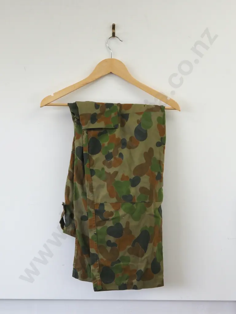 Australian Army Jacket & Trousers  Image 1++