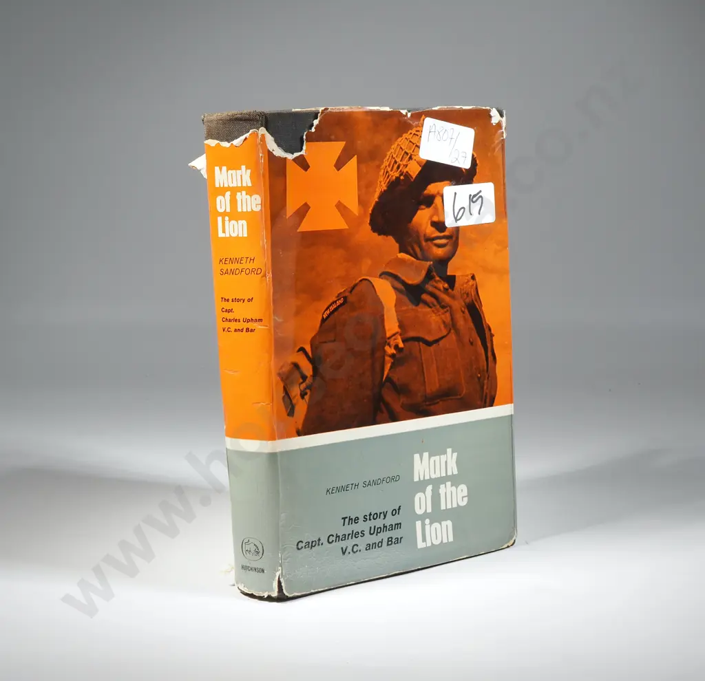Kenneth Sandford. 1962. The Mark of the Lion. Hutchinson & Co. Ltd., London Image 1++
