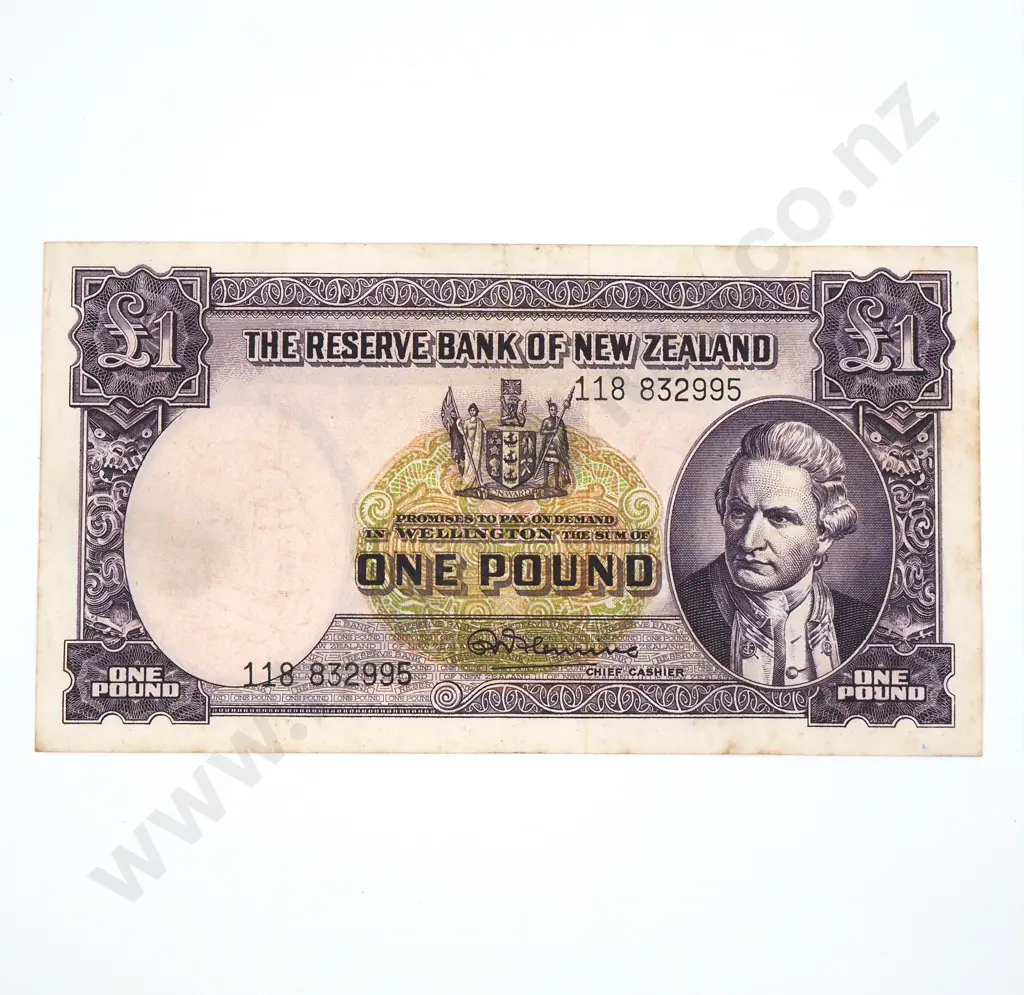 One Pound Fleming Banknote  Image 1++