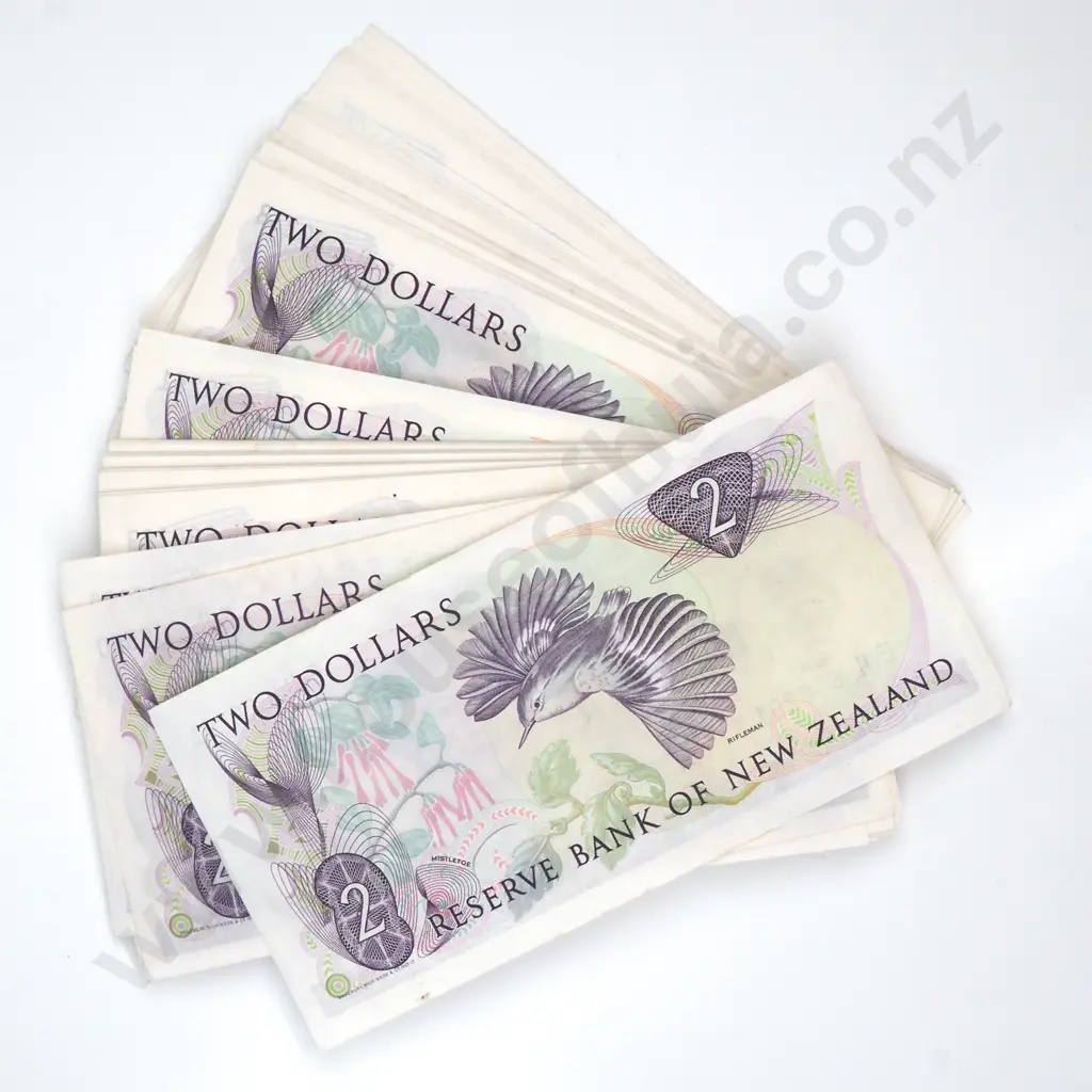 100 Consecutive AUNC Two Dollar Russell Banknotes Image 1++