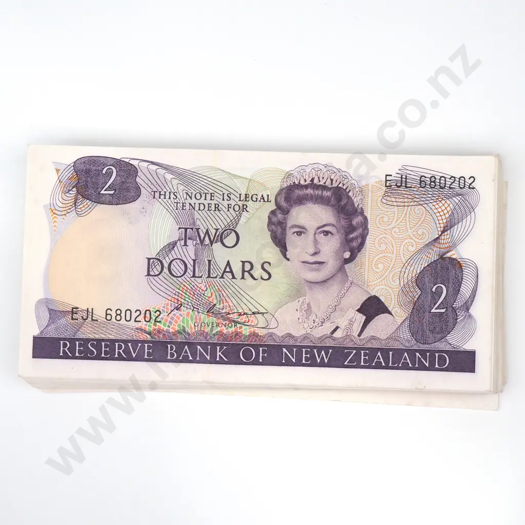 100 Consecutive AUNC Two Dollar Russell Banknotes Image 1++