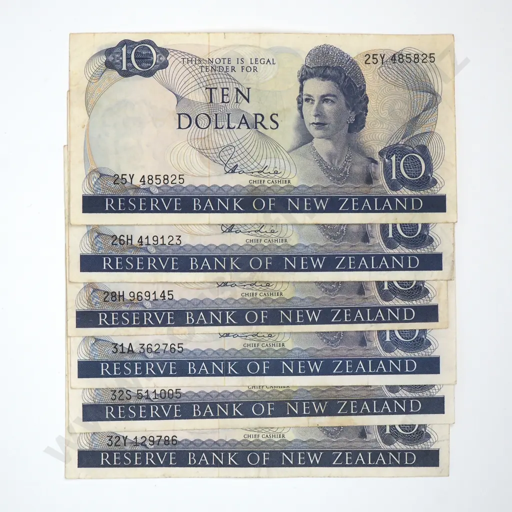 Five Ten Dollar Hardie Type I Banknotes - Various Prefixes - Fine or Better  Image 1++