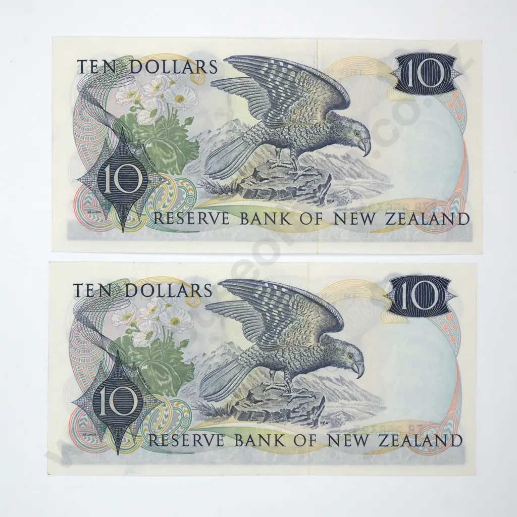 Consecutive Pari of Ten Dollar Hardie Type I Banknotes - AUNC Total CV $250 Image 1++