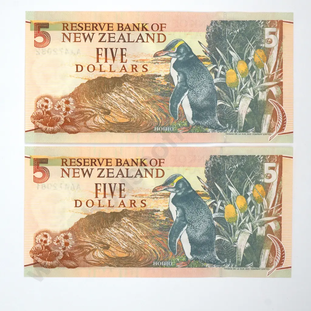 Consecutive Pair of Five Dollar Brash Banknote - AA Prefix- AUNC  Image 1++
