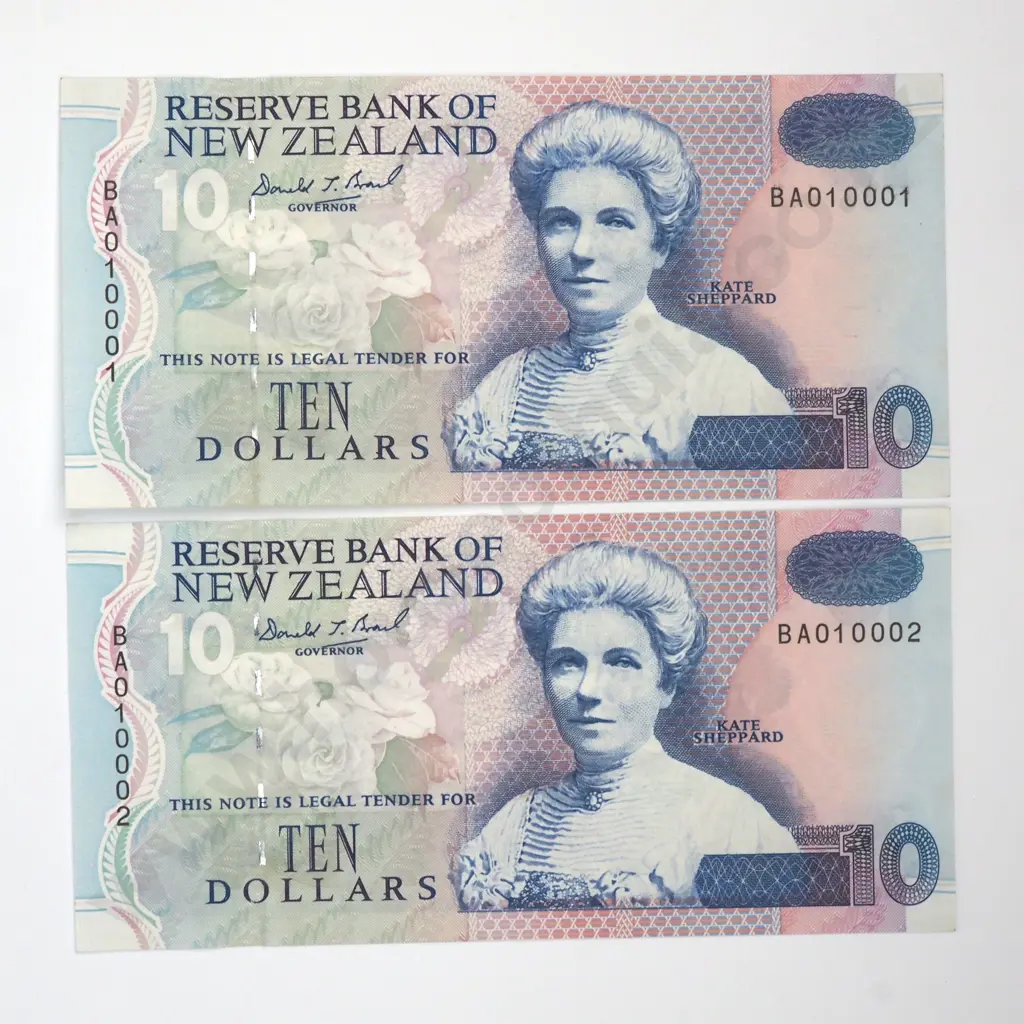 Consecutive Pair of Ten Dollar Brash Banknote - AUNC - Radar Serial Number  Image 1++