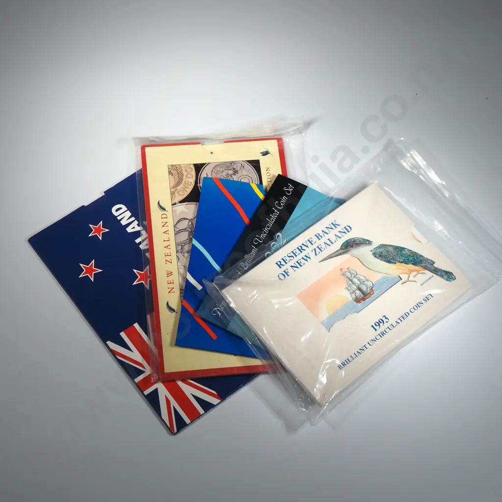 Five New Zealand UNC Sets  Image 1++