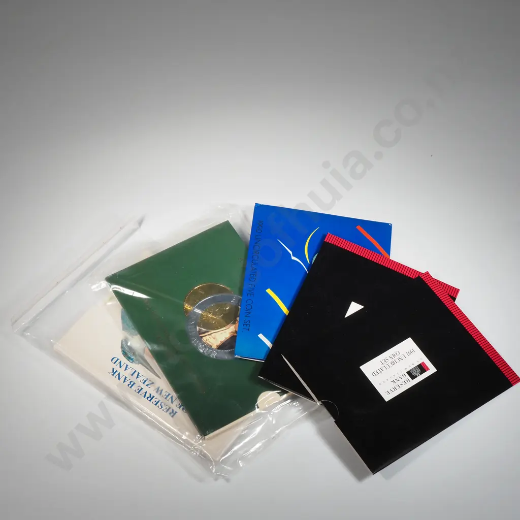 Five New Zealand UNC Coin Sets  Image 1++