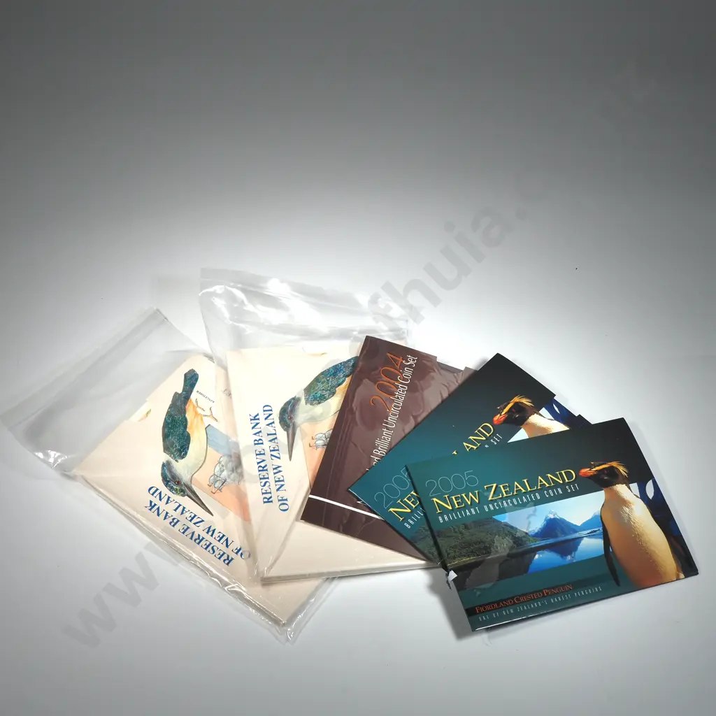 Five New Zealand UNC Coin Sets  Image 1++