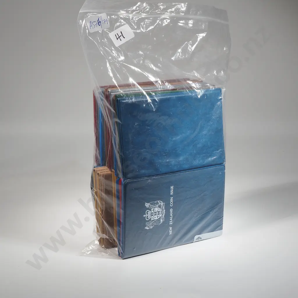 20 New Zealand UNC Coin Sets  Image 1++