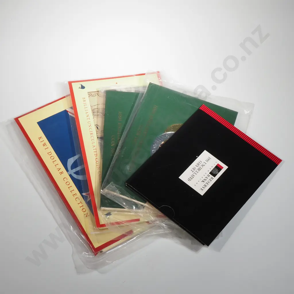 Five New Zealand UNC Coin Sets  Image 1++