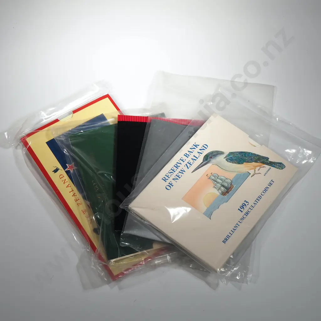 Five New Zealand UNC Coin Sets  Image 1++