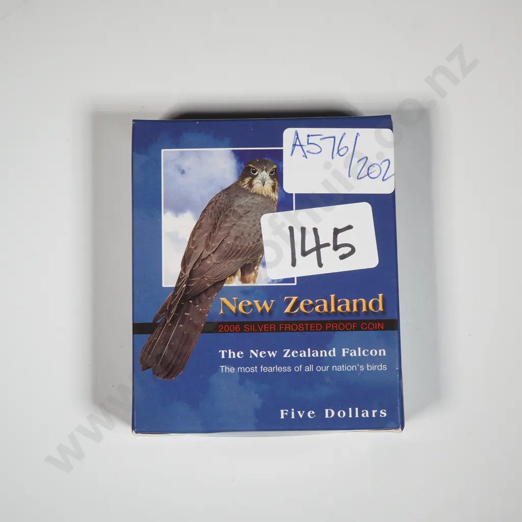 2006 New Zealand SIlver Proof Five Dollar Coin  Image 1++