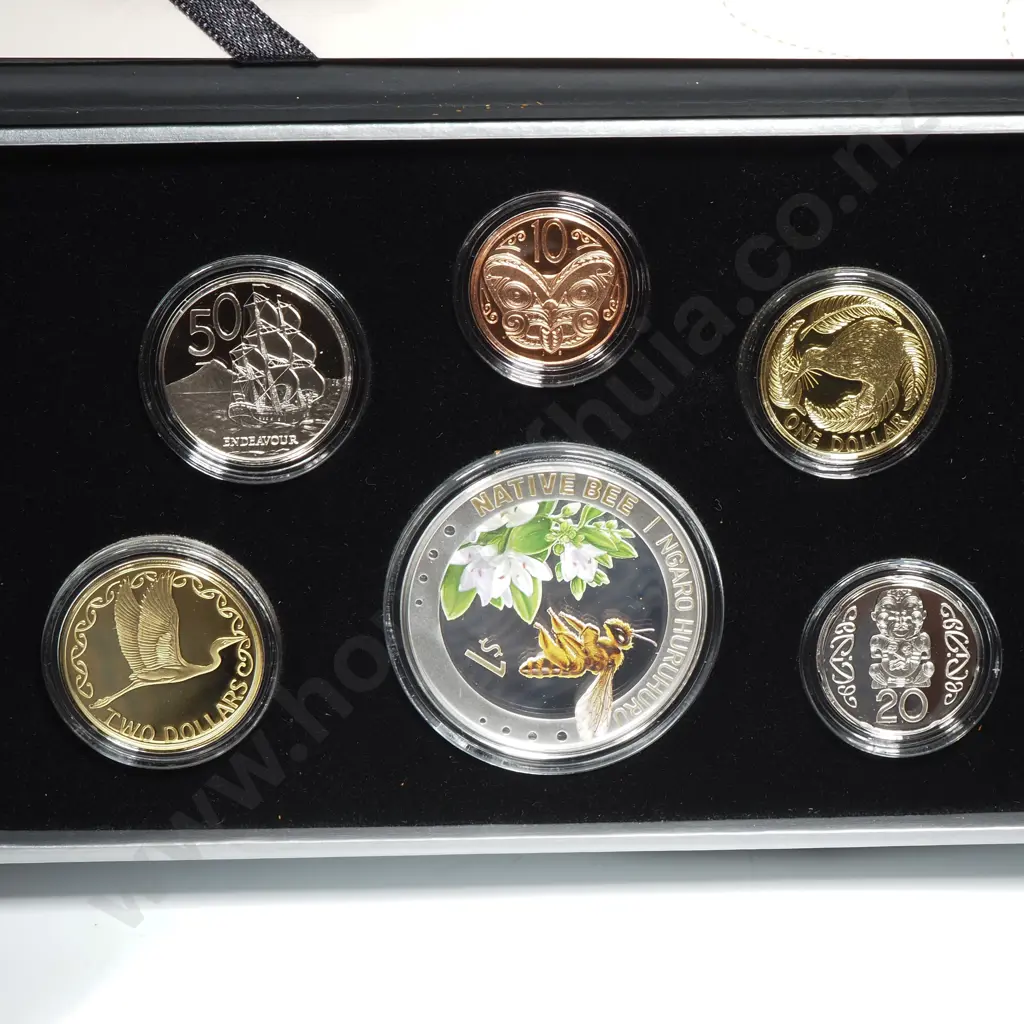2023 New Zealand proof Currency Set  Image 1++