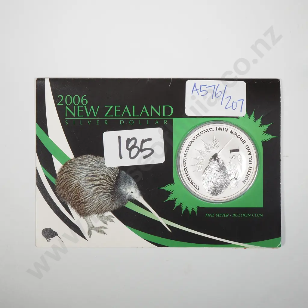2006 New Zealand Silver One Ounce Bullion Coin  Image 1++