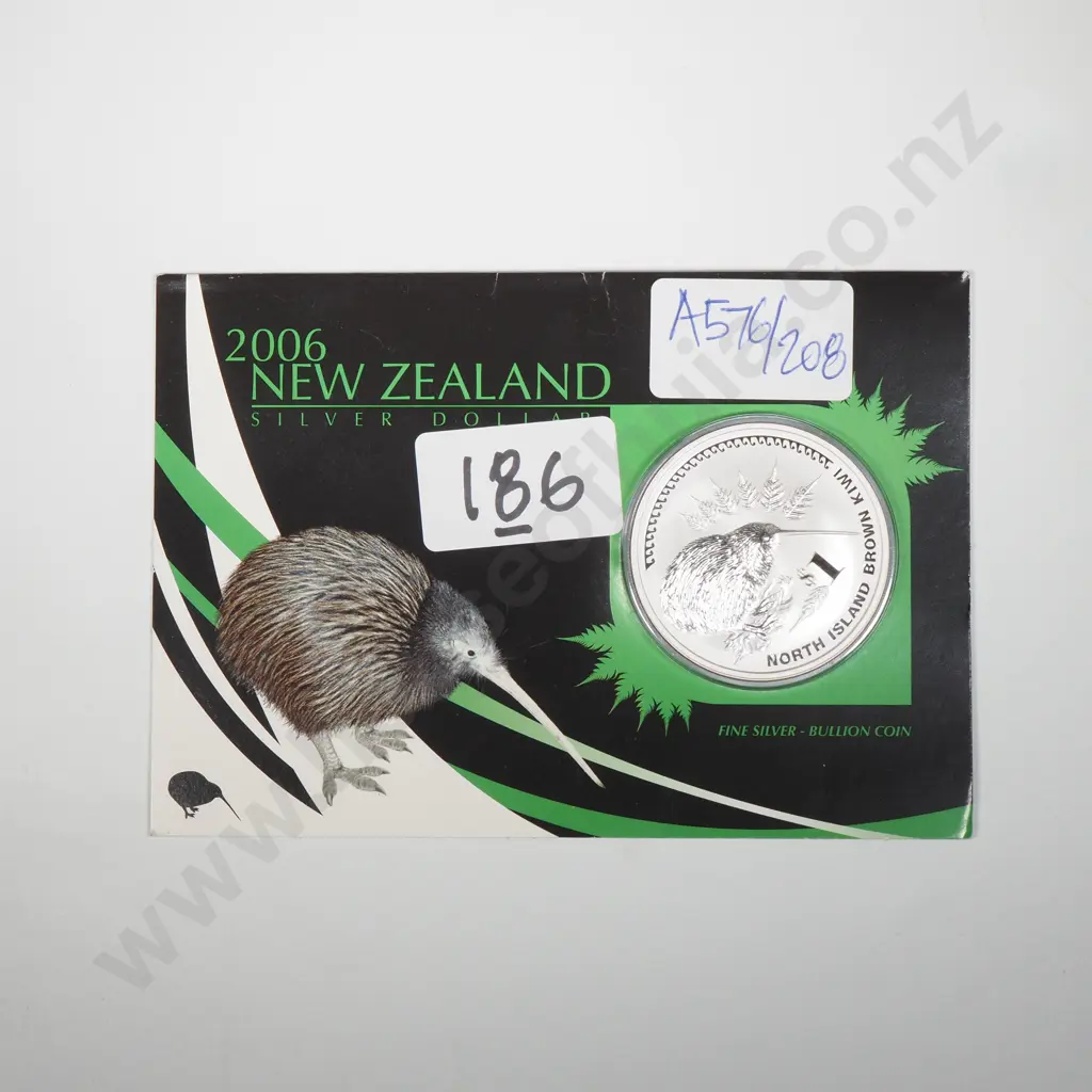 2006 New Zealand Silver One Ounce Bullion Coin  Image 1++
