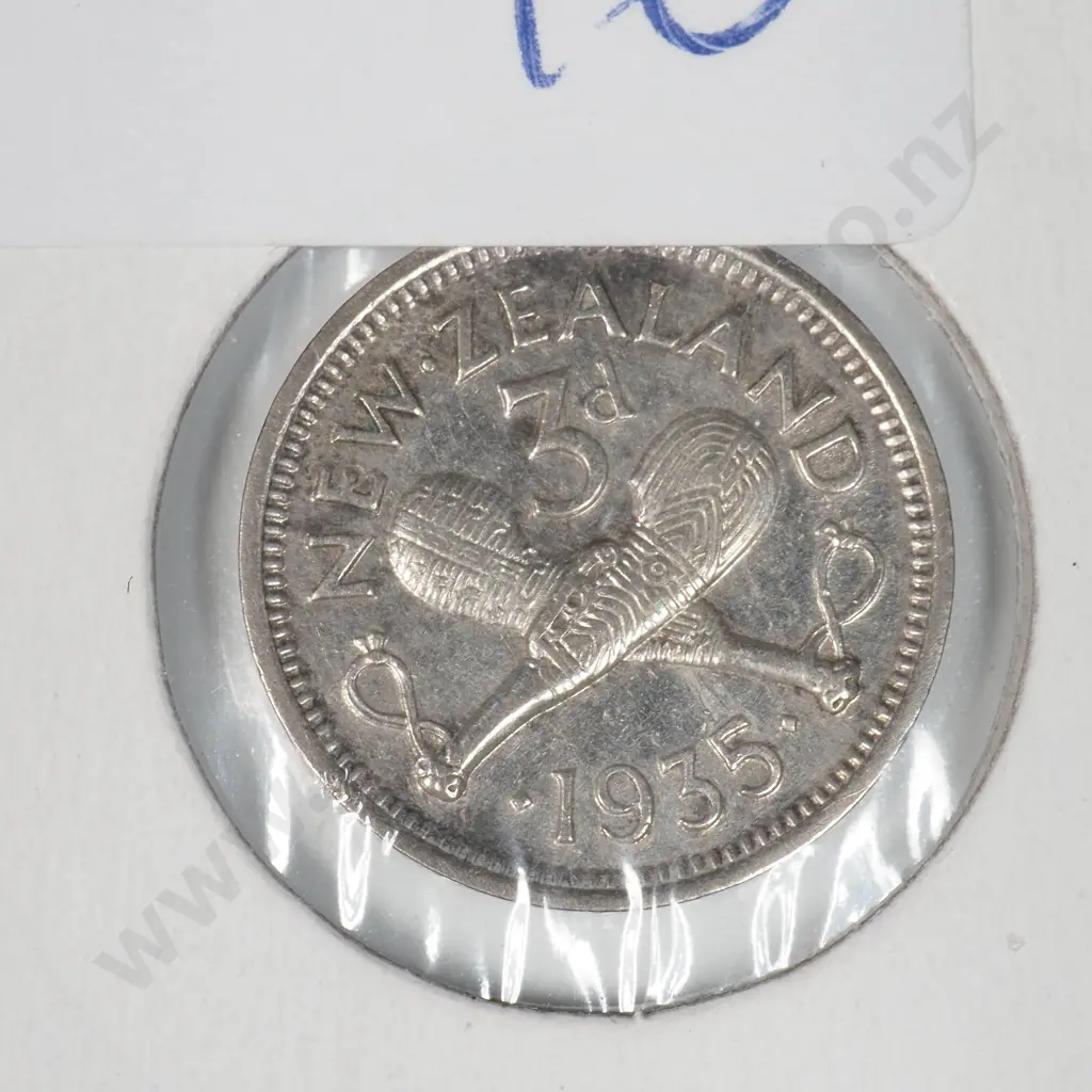 1935 New Zealand Threepence  Image 1++