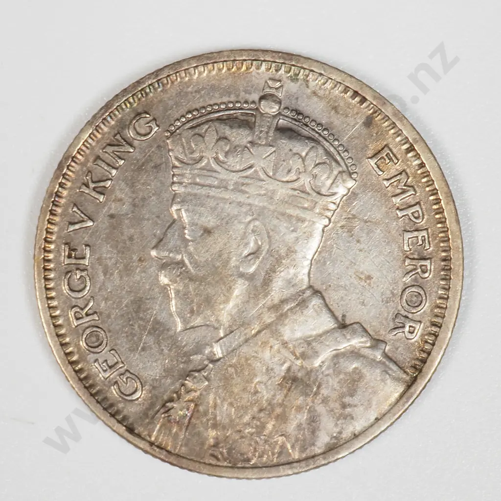 1933 New Zealand Sixpence - Better Grade  Image 1++