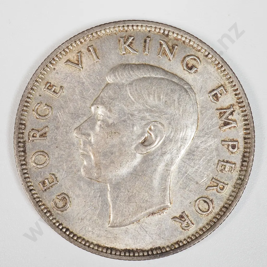 1940 New Zealand Waitangi Half Crown Image 1++
