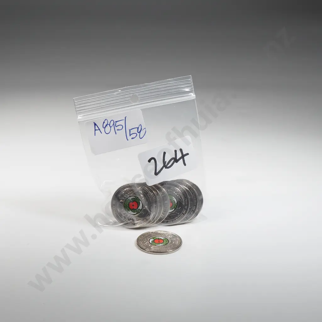 Eight New Zealand 2018 Armistice 50 Cent Coins Image 1++