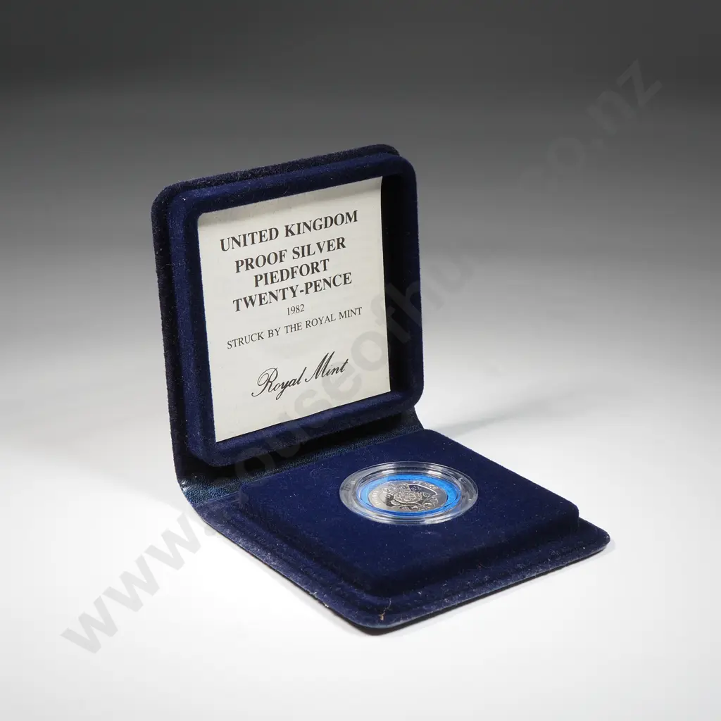 1982 United Kingdom Proof Silver Piedfort Twenty Pence  Image 1++