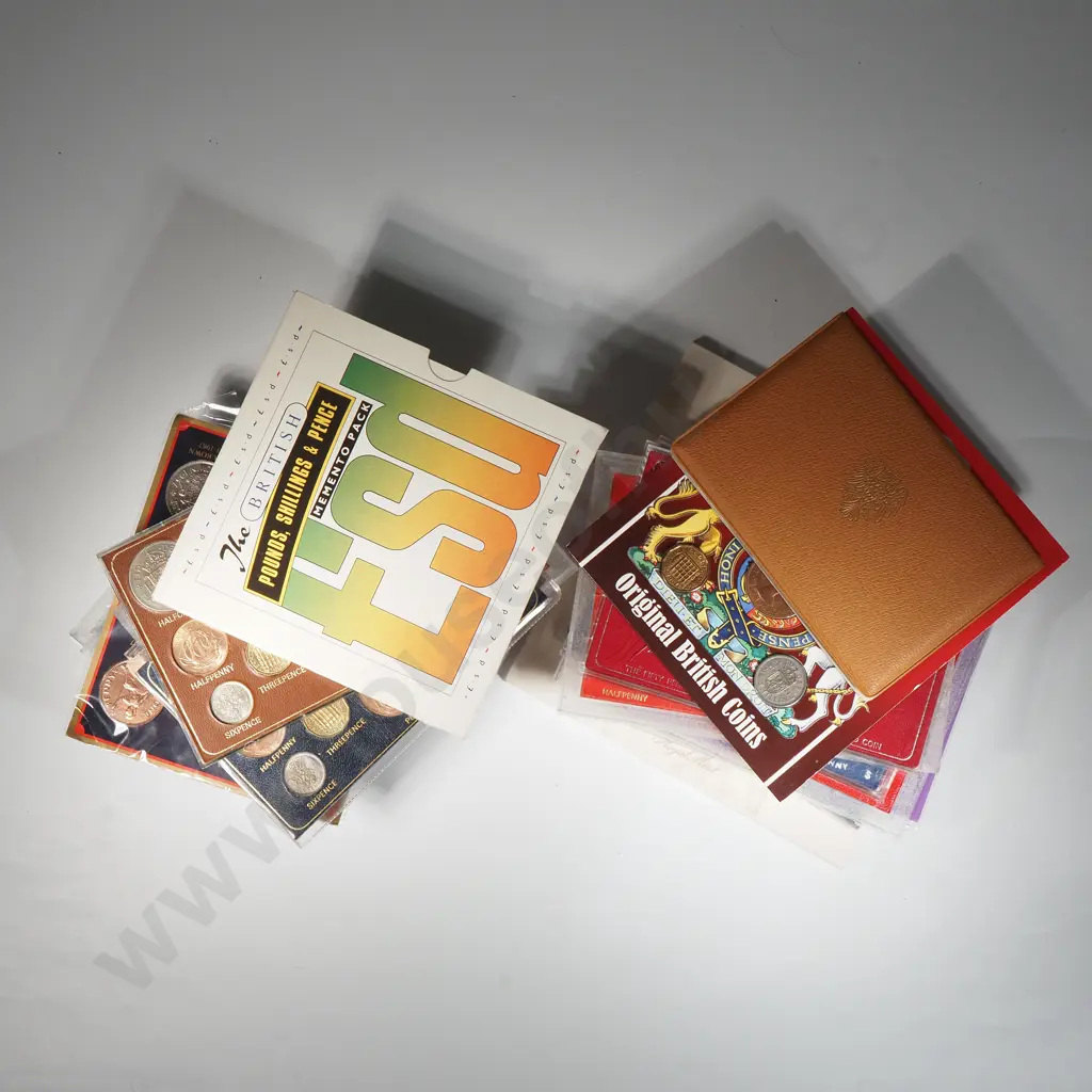 20 x UK souvenir pre-decimal and decimal coin sets Image 1++