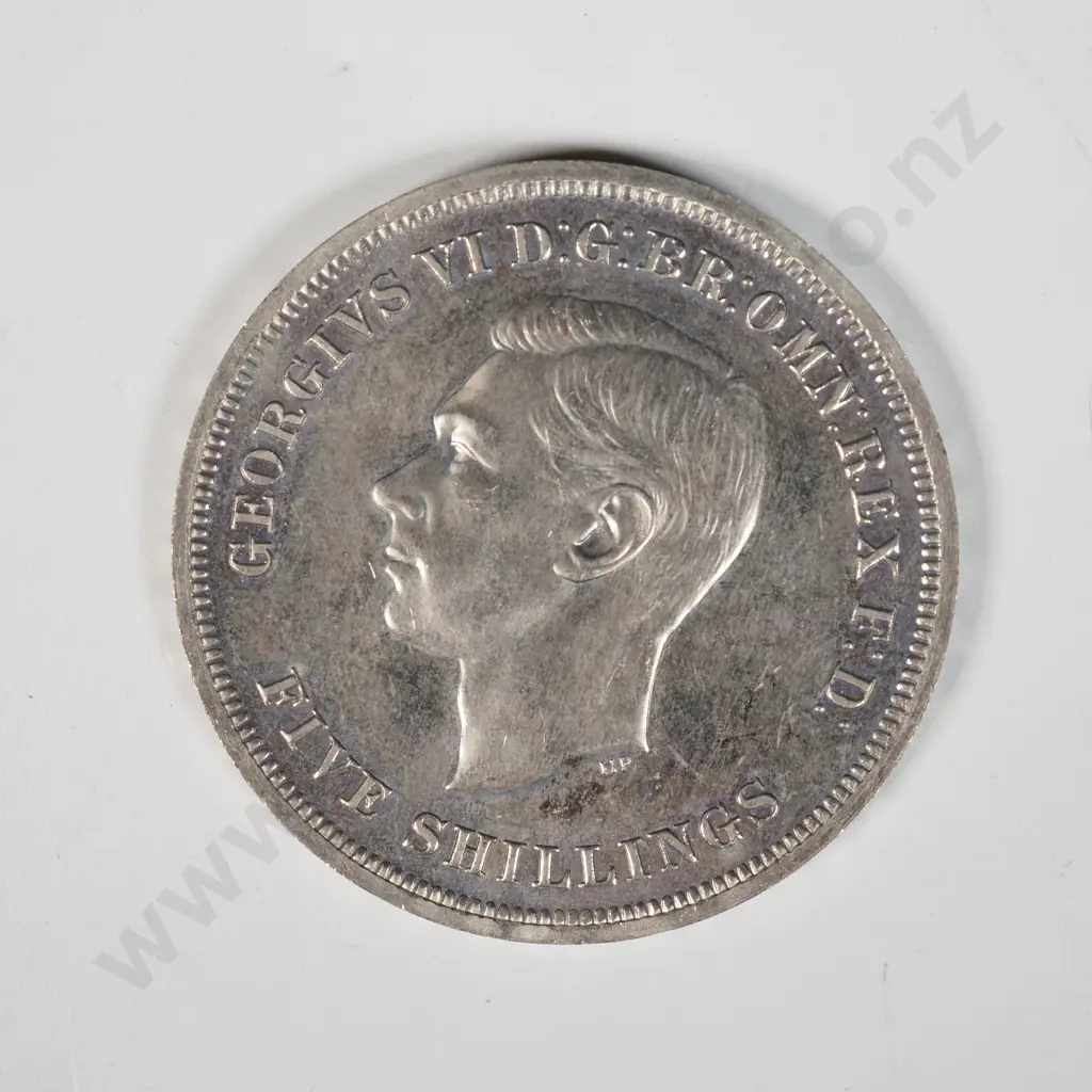 8 x UK 1951 crown coins Image 1++