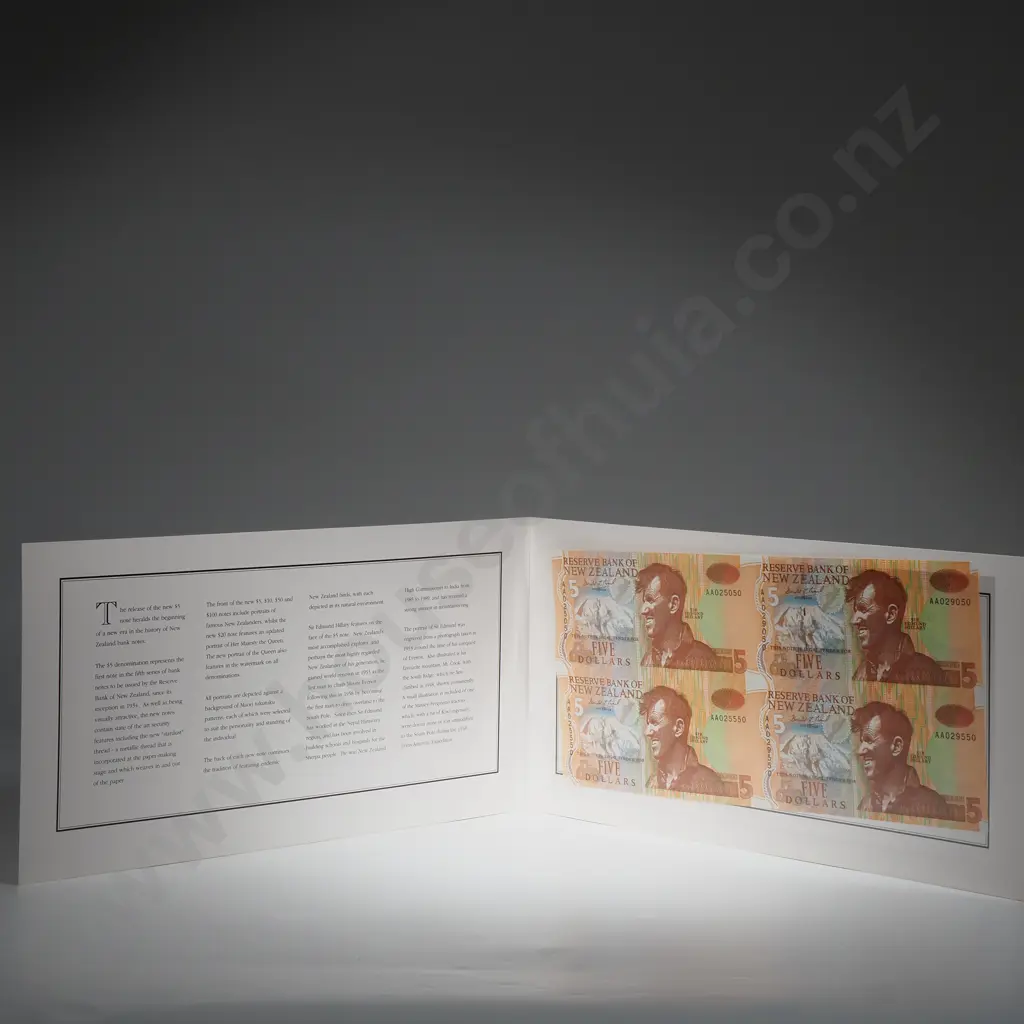 New Zealand Uncut Sheet of Four Five Dollar Banknotes  Image 1++