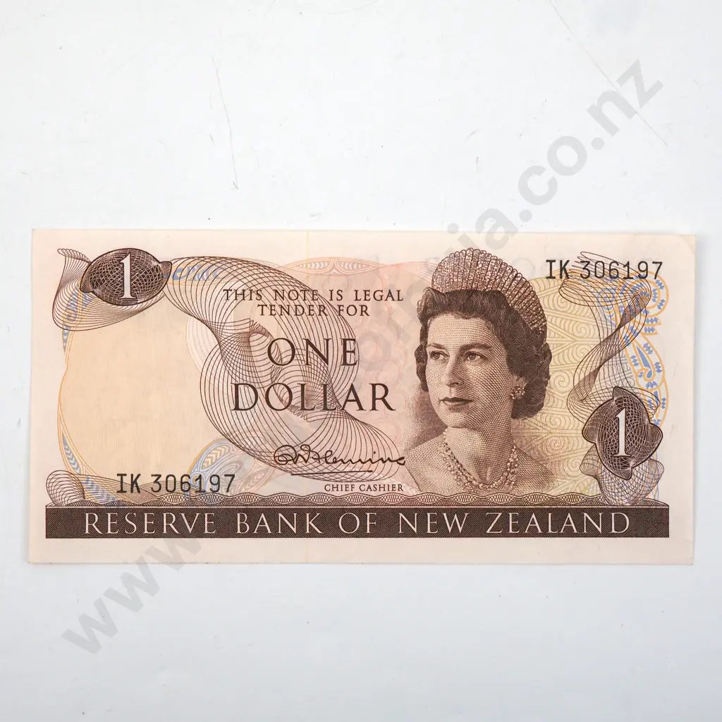 New Zealand One Dollar Fleming Banknote  Image 1++
