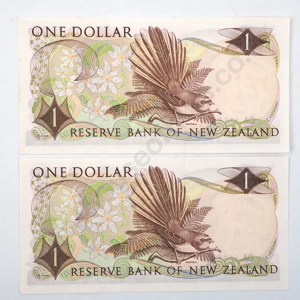 Two Consecutive Fleming One Dollar Banknotes - AUNC  Image 1++