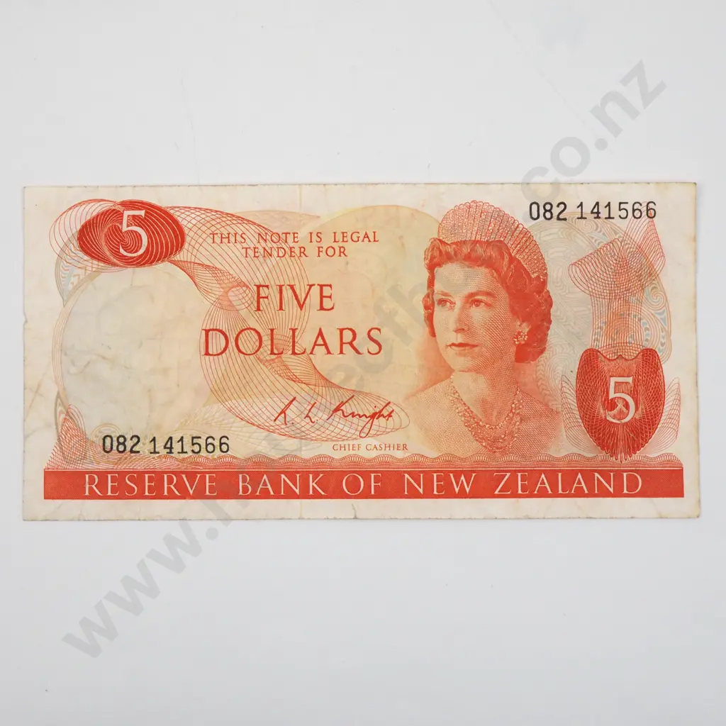 New Zealand Five Dollar Fleming Banknote  Image 1++