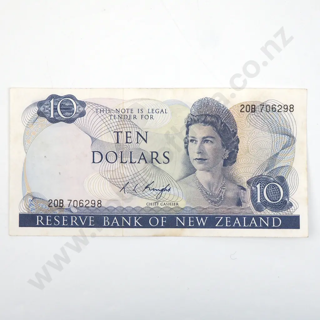 New Zealand Knight Ten Dollar Banknote  Image 1++