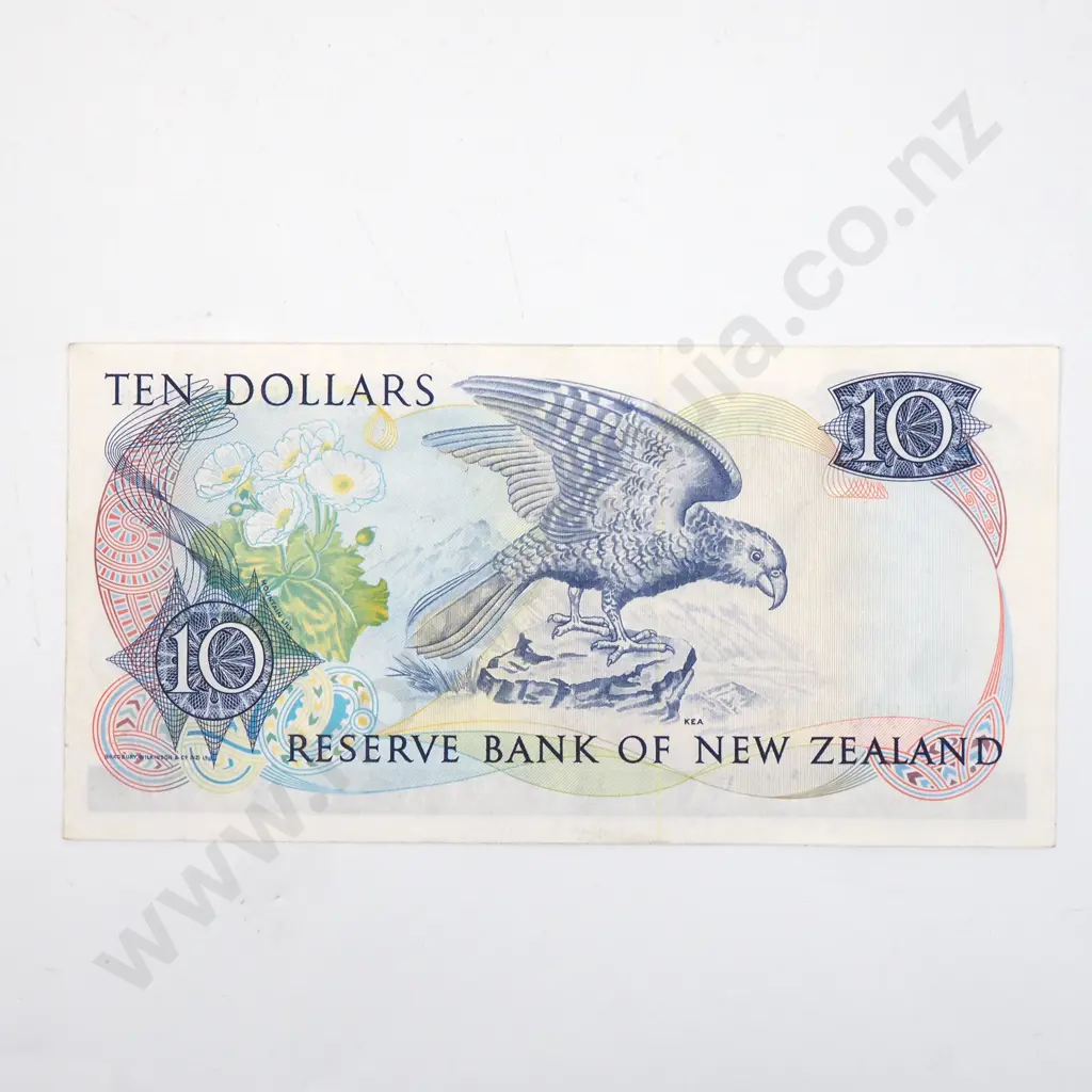 New Zealand Russell NB Star Ten Dollar Banknote  Image 1++