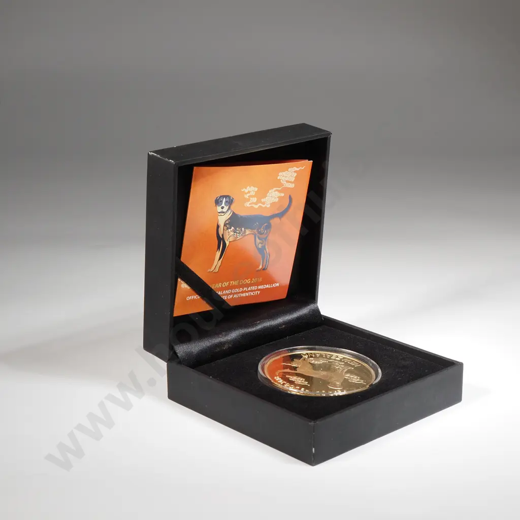 2018 Year of the Dog NZ Post Medallion  Image 1++