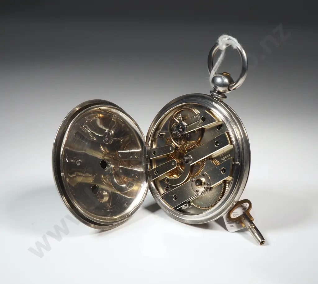 Antique Sterling Silver Key Wind Hunter Pocket Watch Image 1++